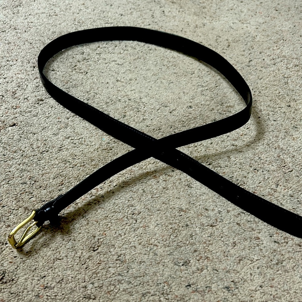 Men’s rich dark brown leather dress belt size 50/52 EUC